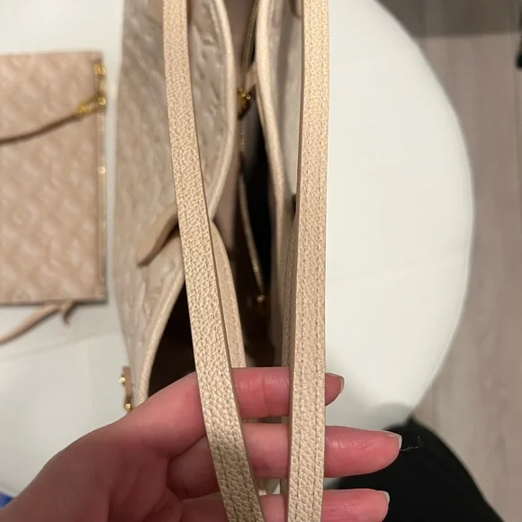 Louis Vuitton Neverfull Summer Stardust collection in beige clair - Picture 4 of 16